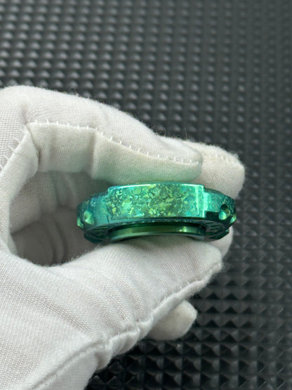 Lucky Horseshoe Crystallized Titanium