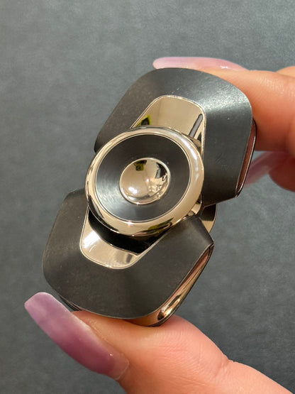 Lentic Stainless Steel