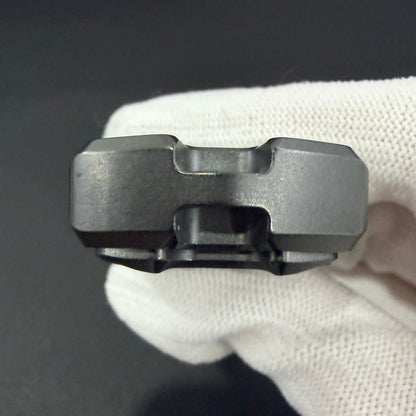 Thousand machines Zirconium
