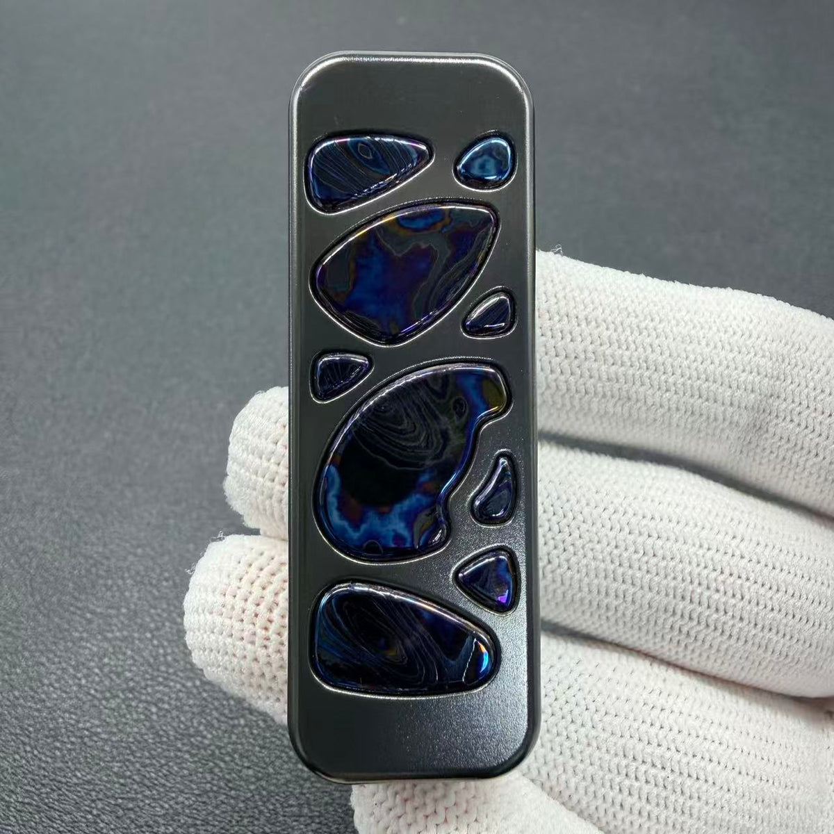 Snake Zirconium