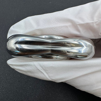Crossing Stainless Steel