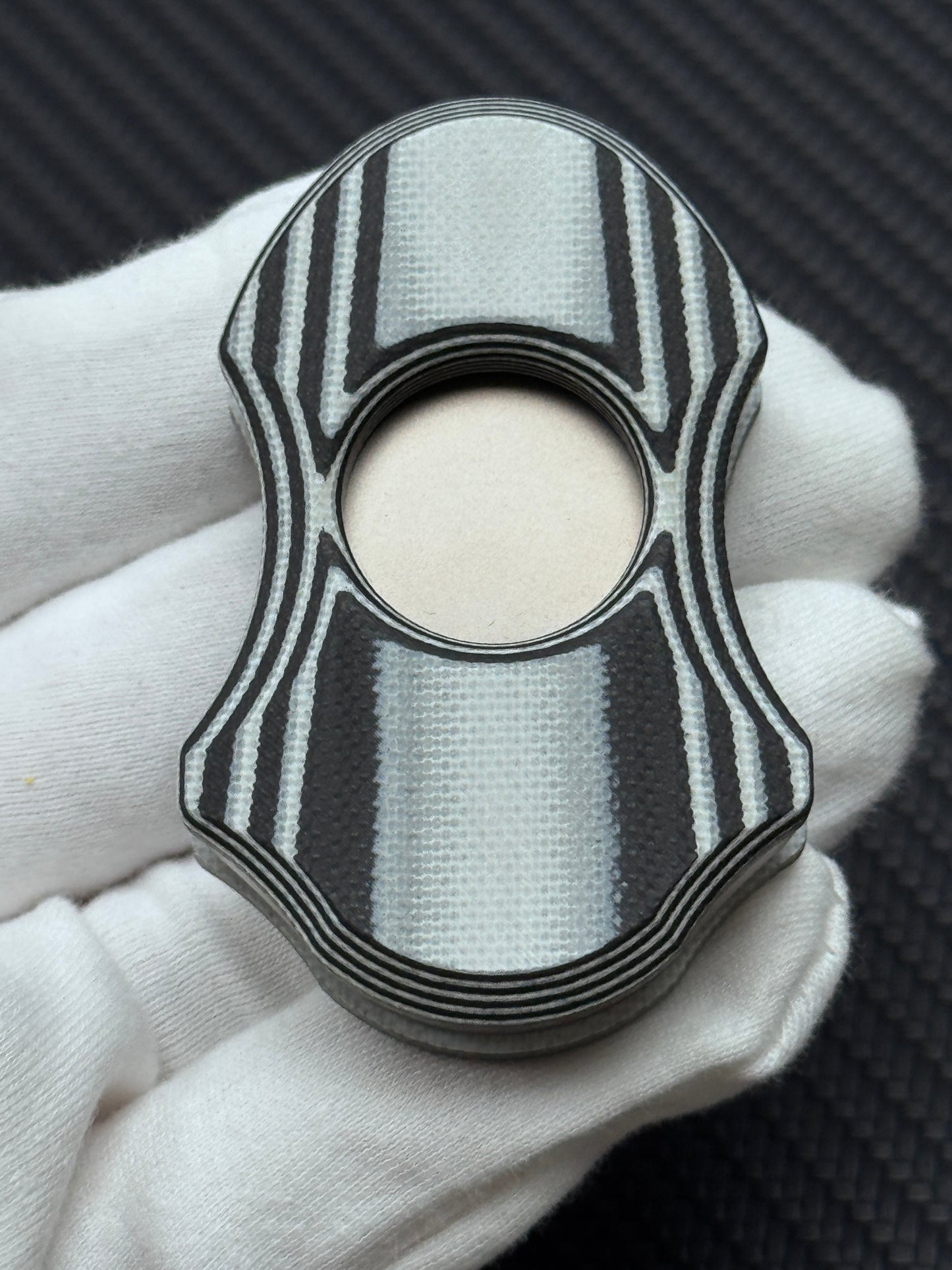 Wufeng Knuckle Pry Bar Titanium G10