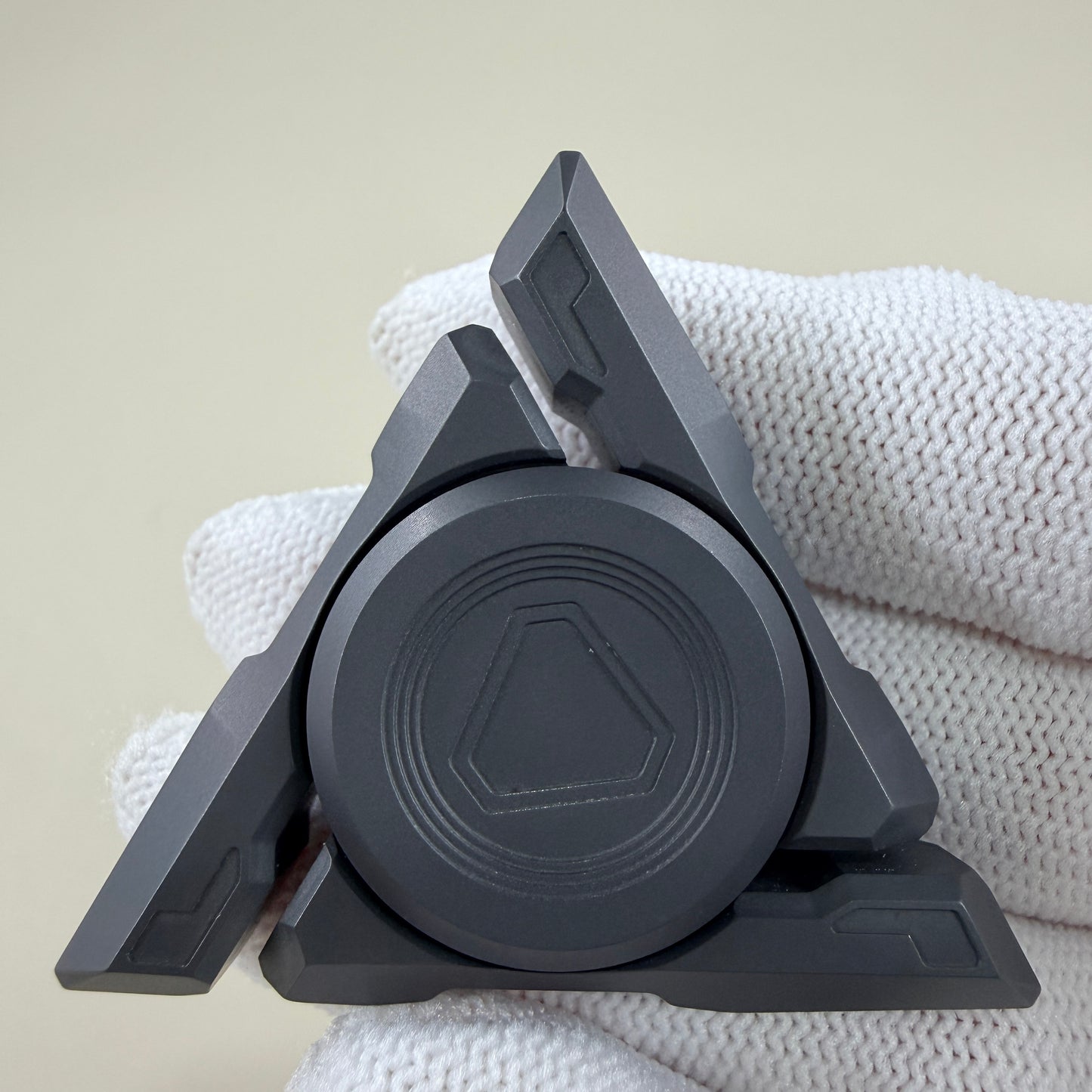Tri Body Zirconium
