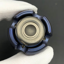 NOIZ E Titanium