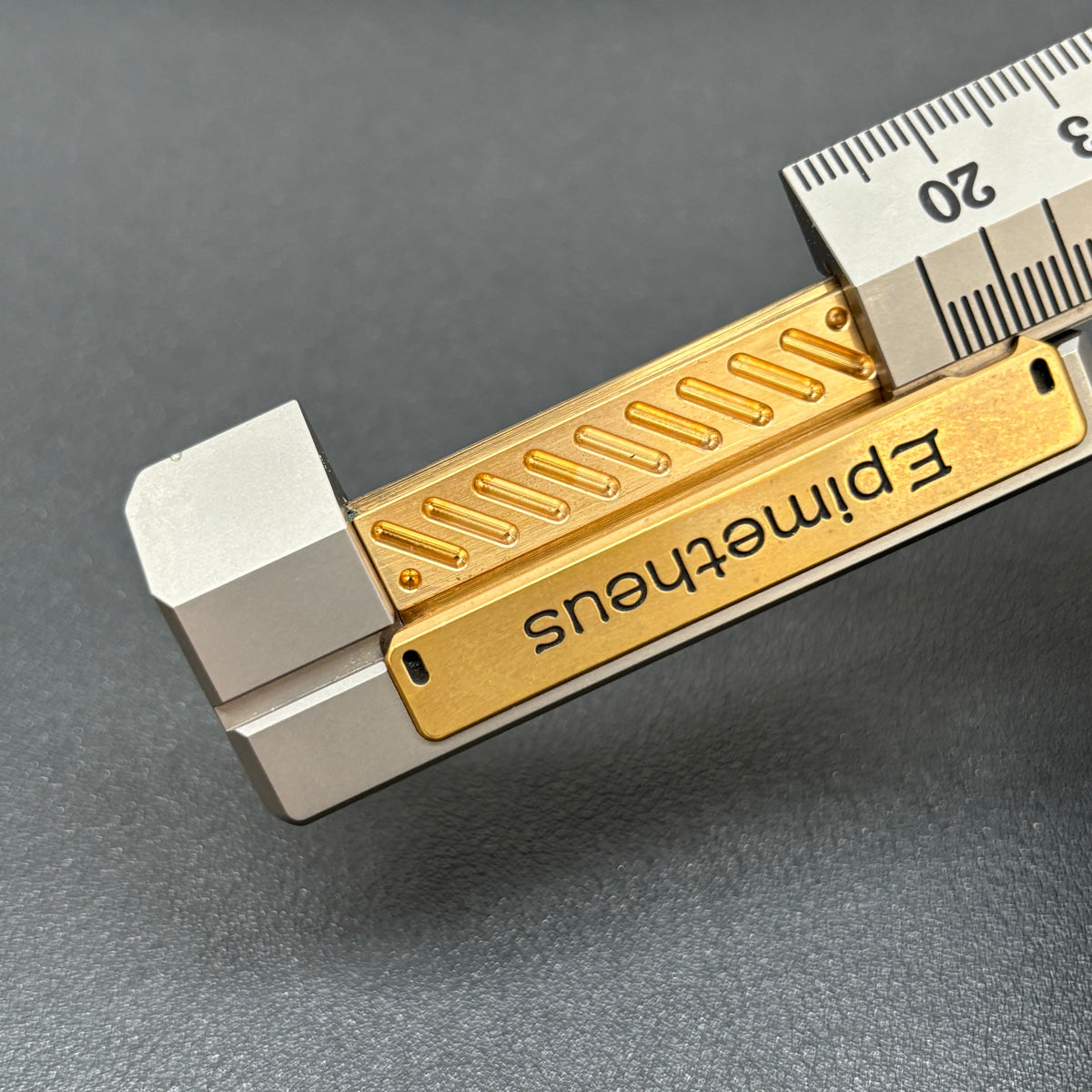 Quirky Ruler Titanium