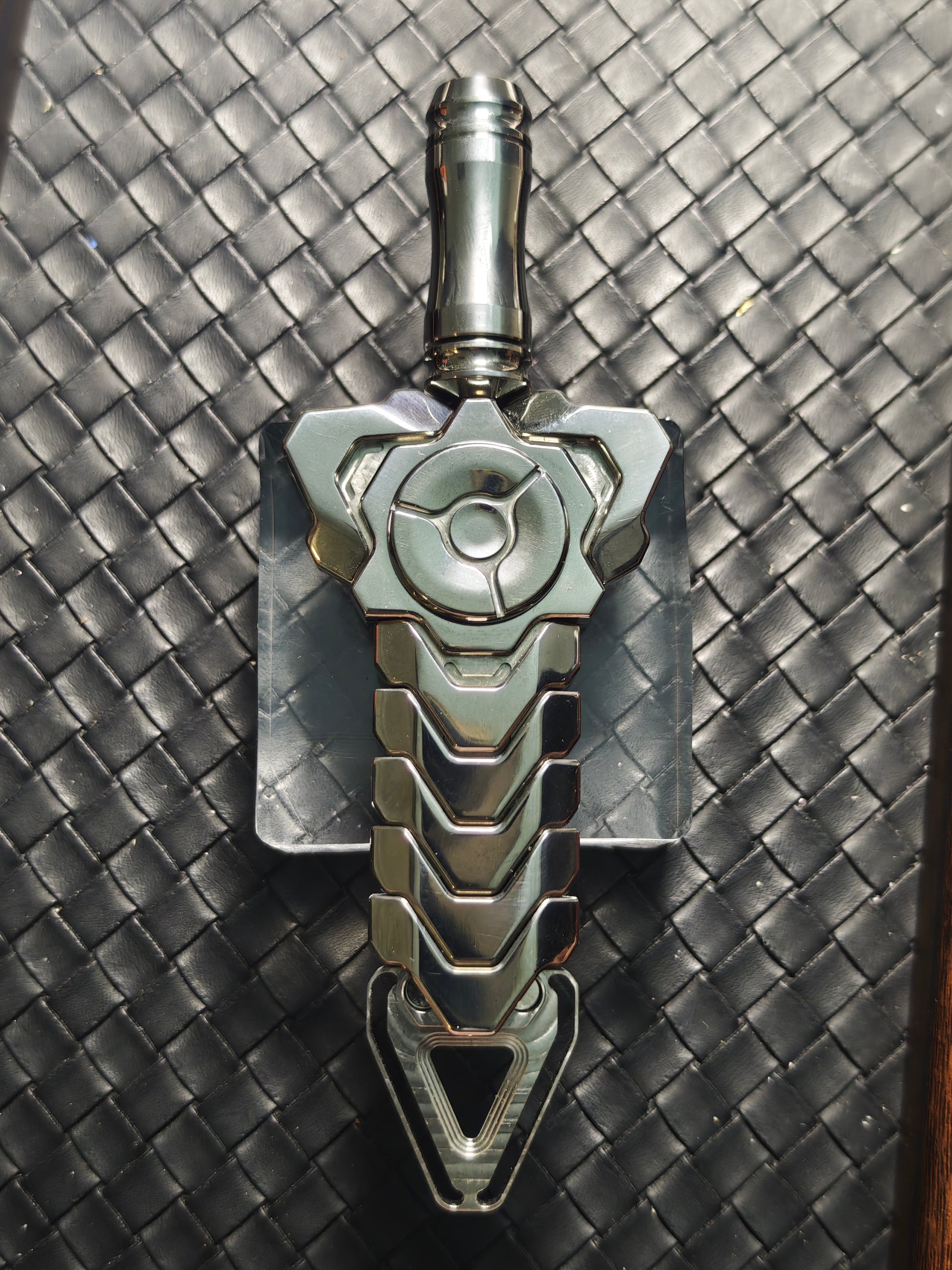 Rattlesnake Sword Titanium