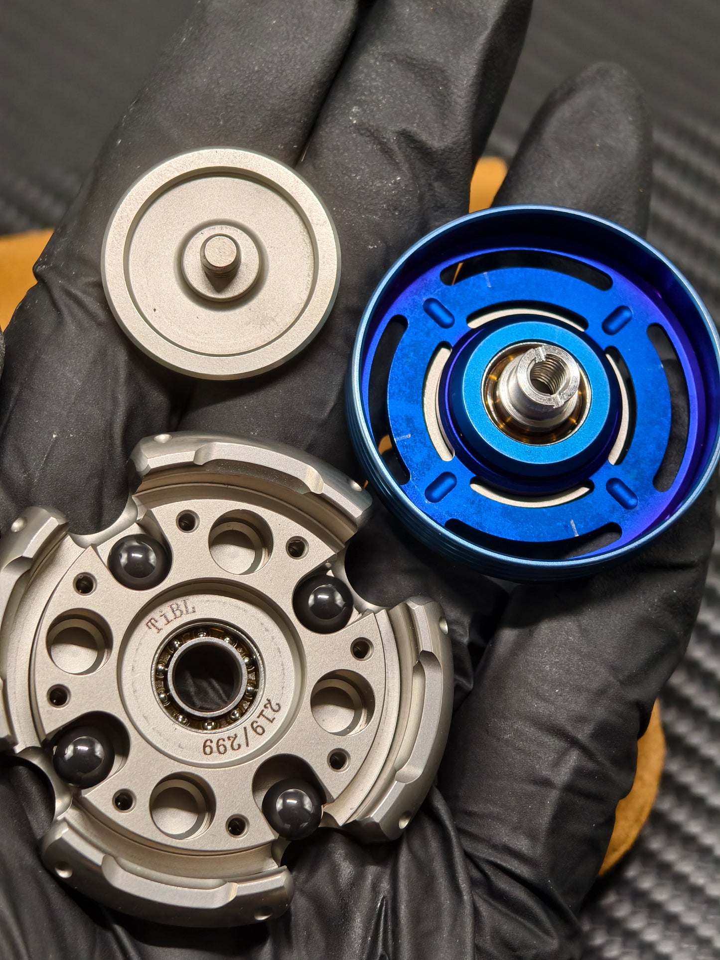 Resonance Titanium Limited Edition