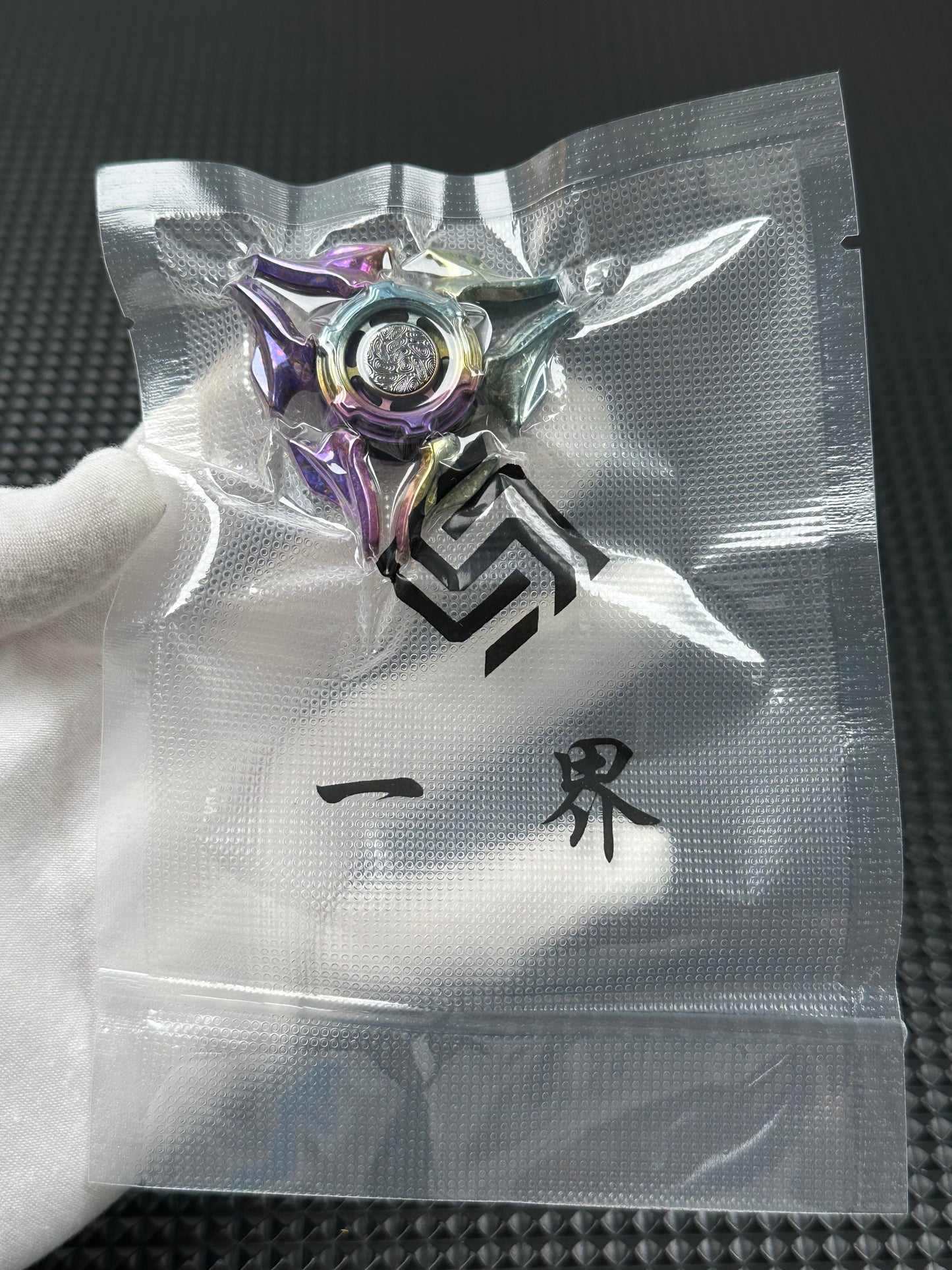 Sandblasted Medusa 2.0 Crystallized Titanium