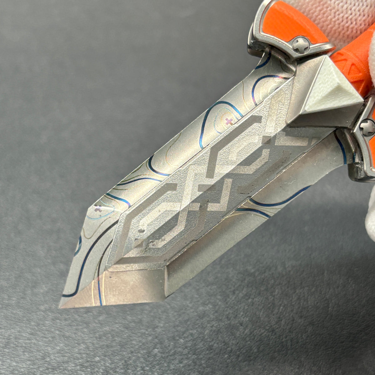 Aroundight G10