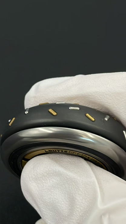 Doughnut Zirconium