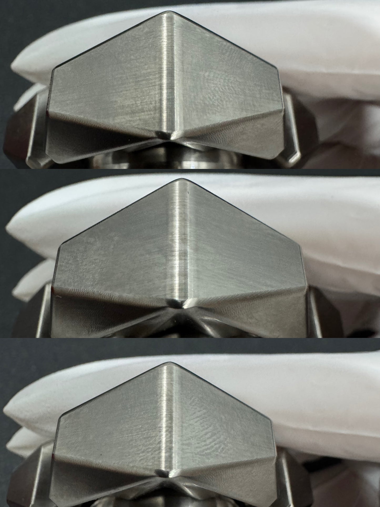 Tri Leaf Crossbone Titanium