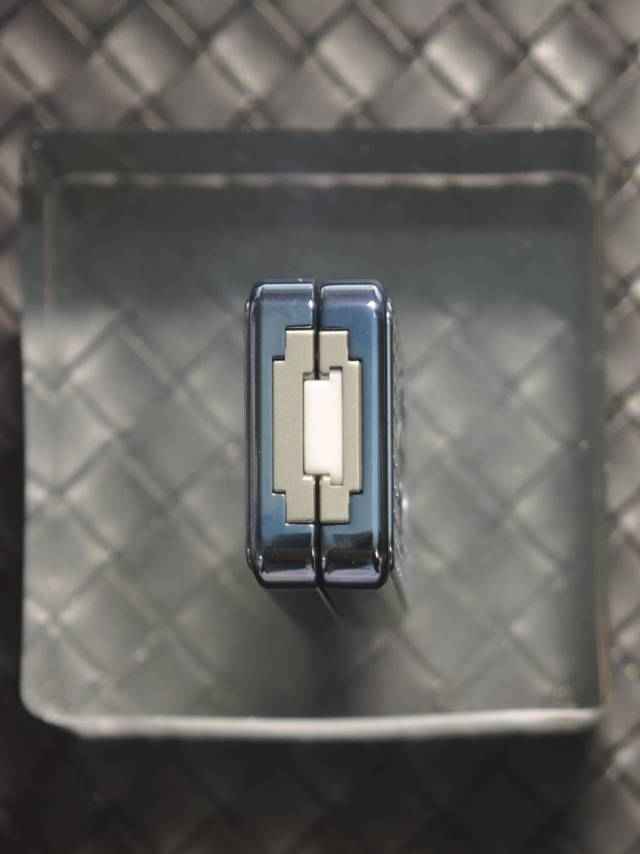 Mech Pig Stainless Steel Zirconium