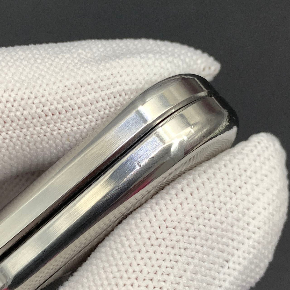 Top B Fingerprint Stainless Steel