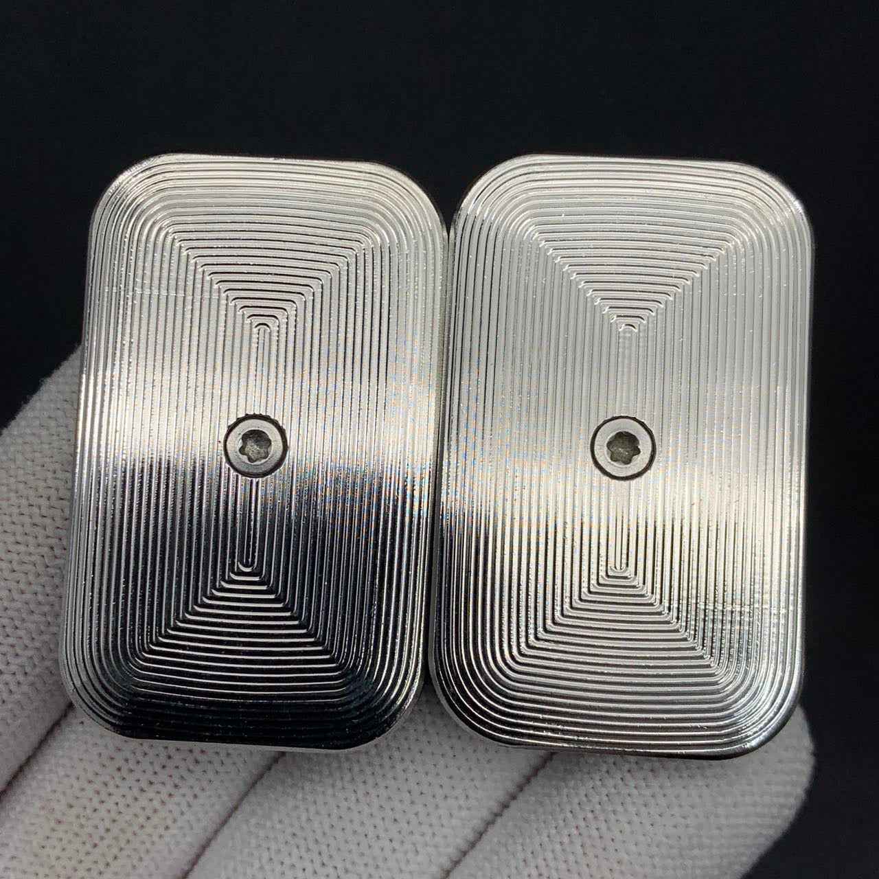 Bird Zirconium