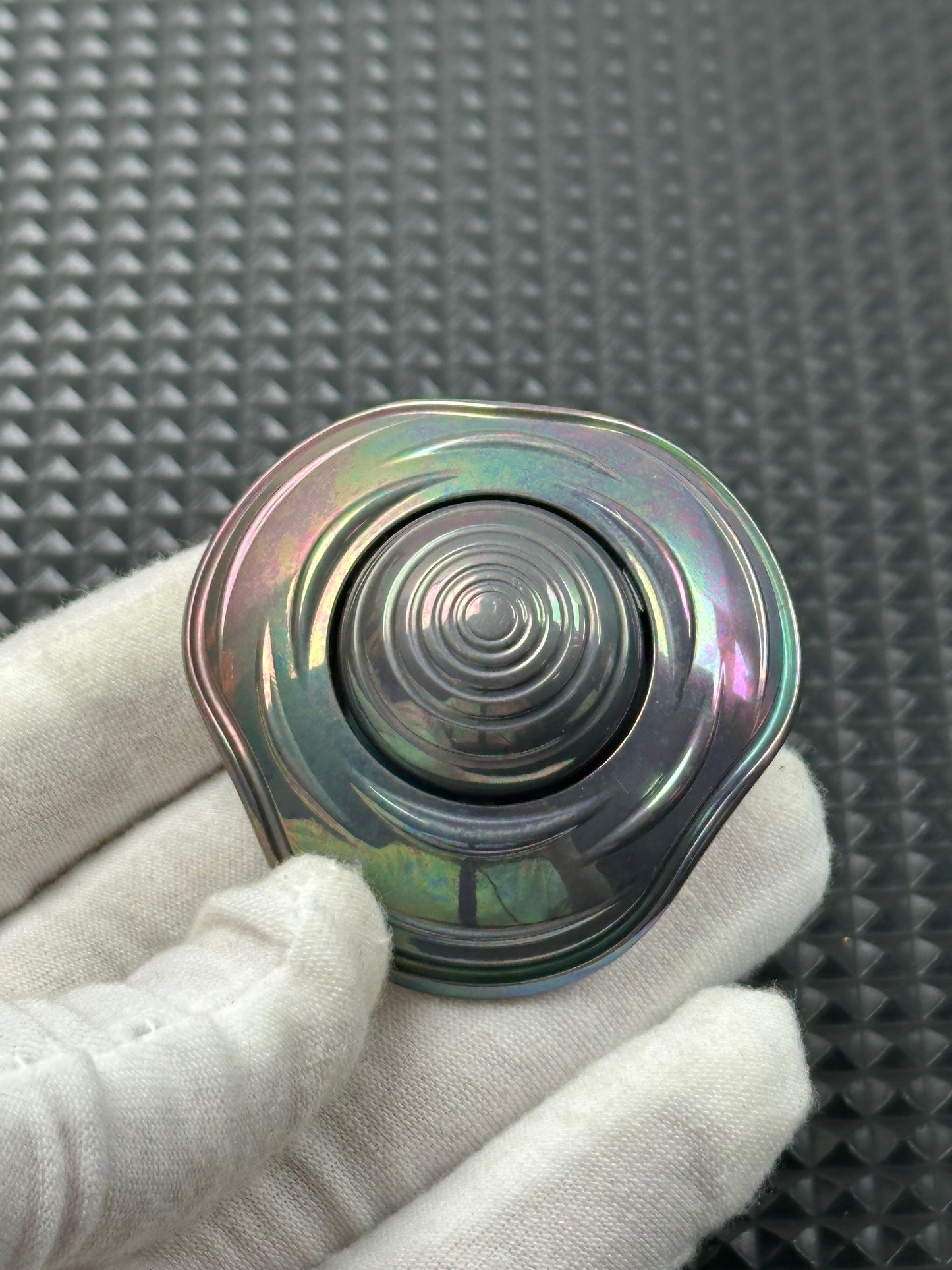 Zeppelin Titanium Color-Anodized
