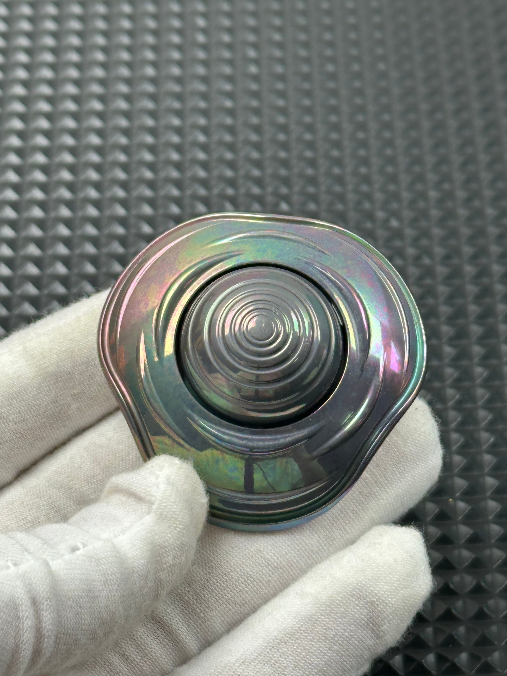 Zeppelin Titanium Color-Anodized