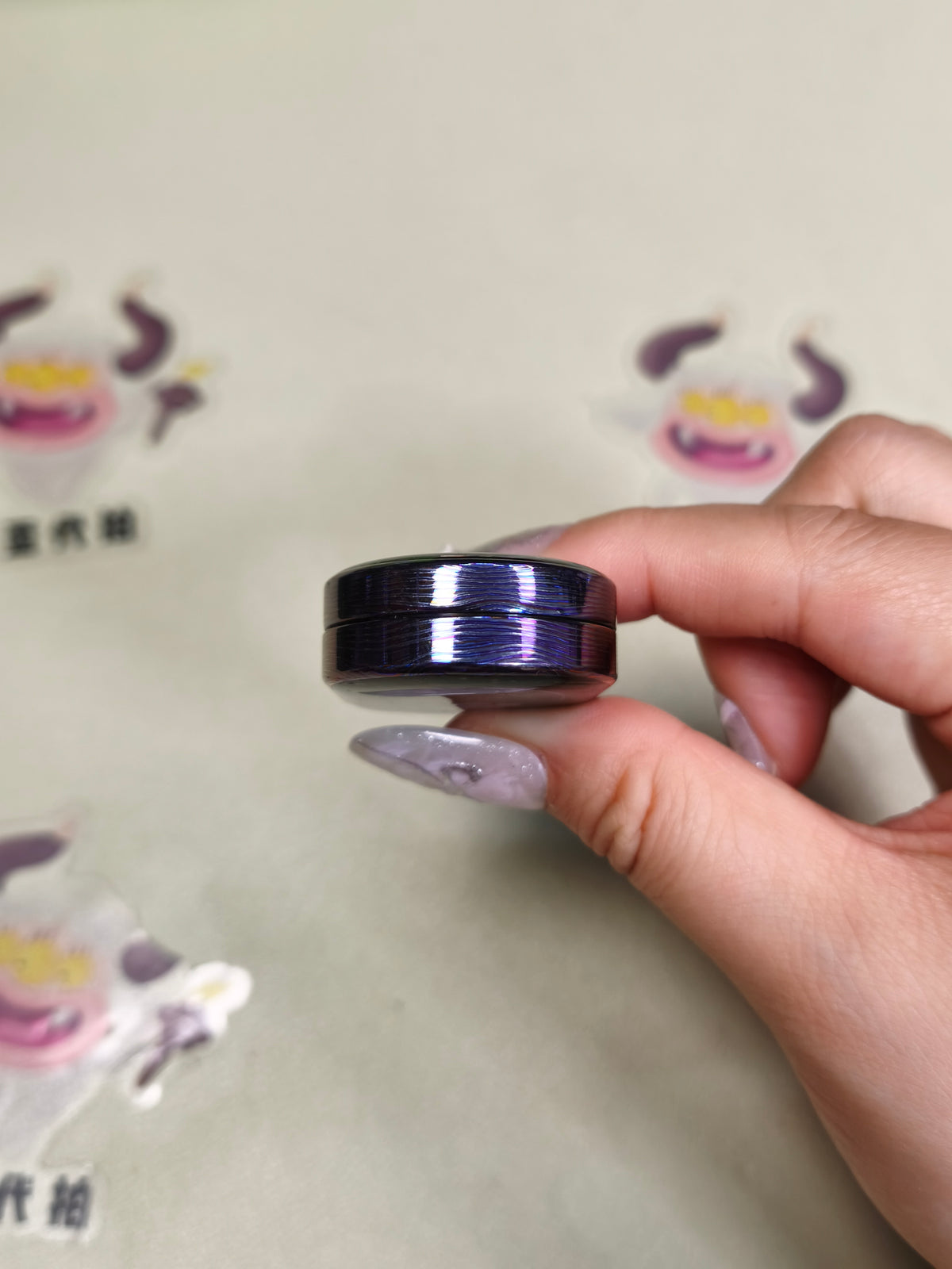 Grumpy Rabbit Rhythm Zircuti Resin-Sealed