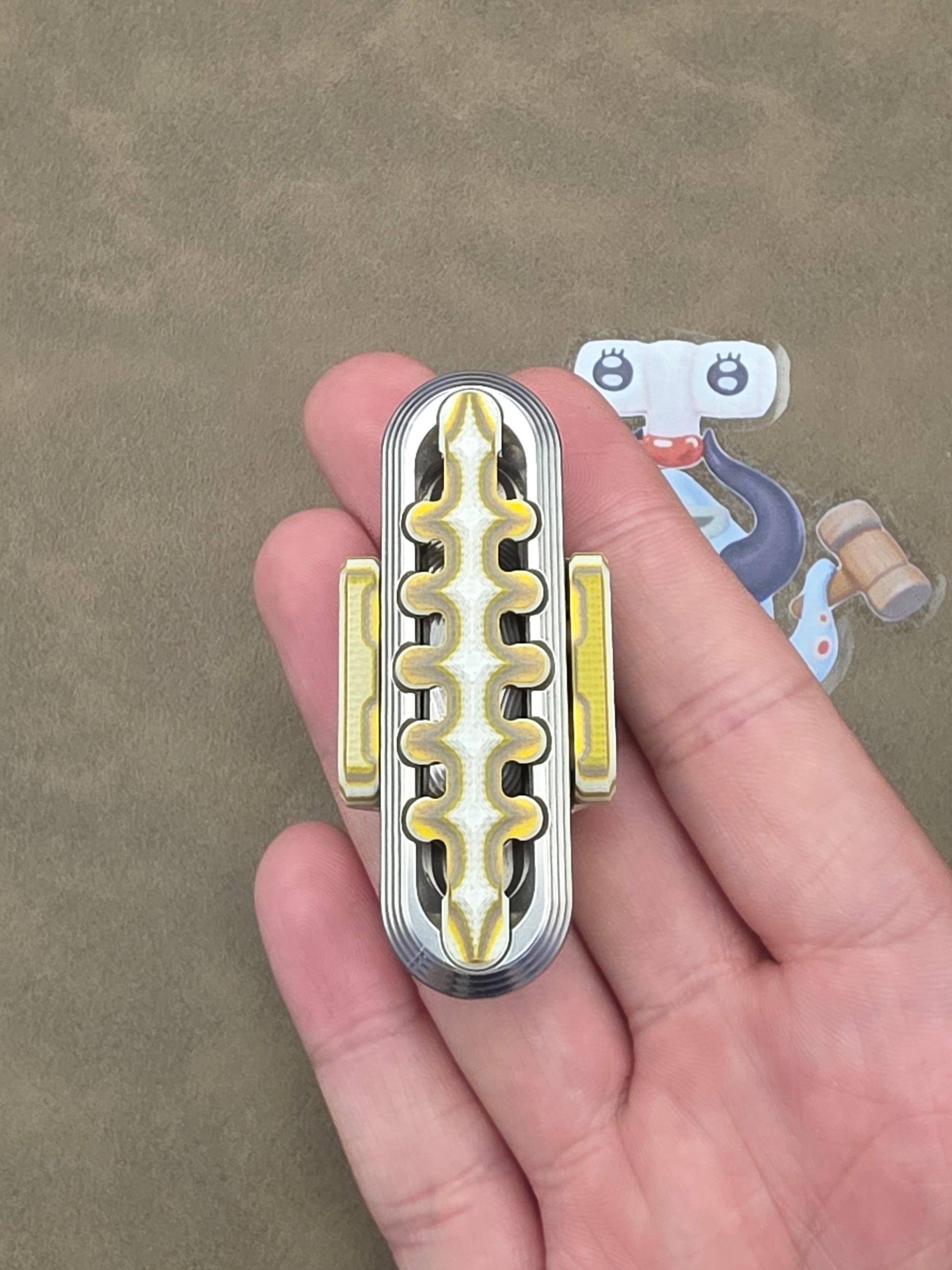 EXOSKELETON G10 Yellow Grey White Bone Core Stainless Steel