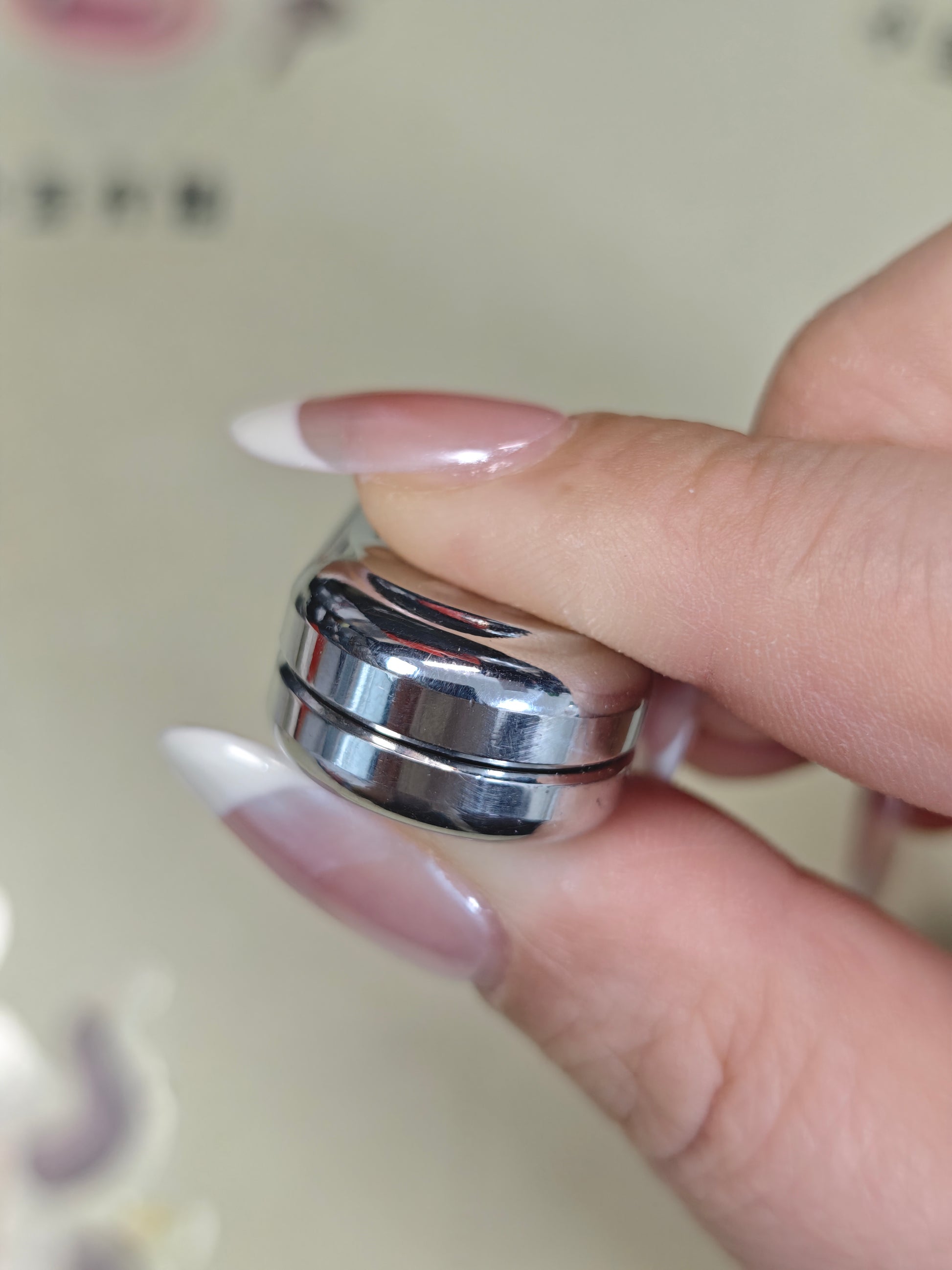 Top B Bubble Stainless Steel