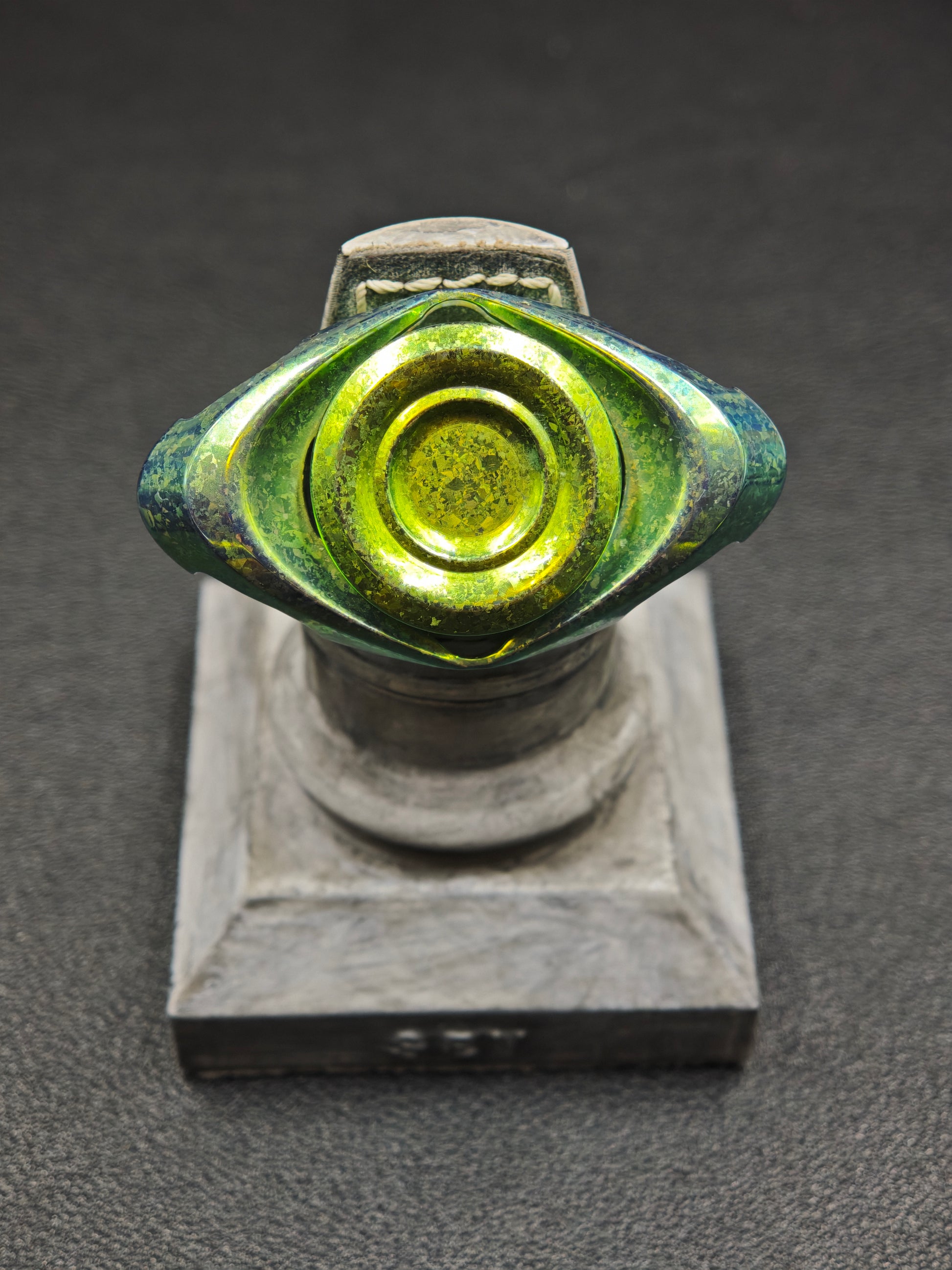 Pupil Crystallized Titanium