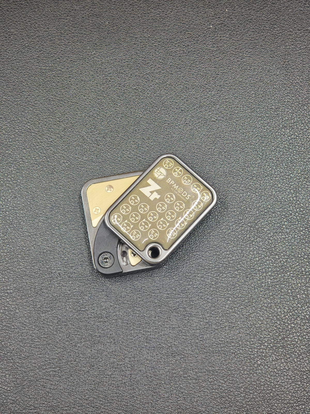 Price Tag Nine Palace Zirconium