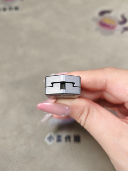Plane Titanium