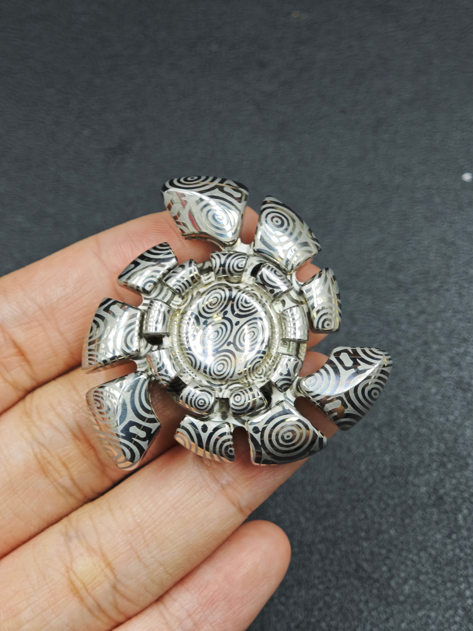 Nautilus Dragon Ridge Stainless Steel