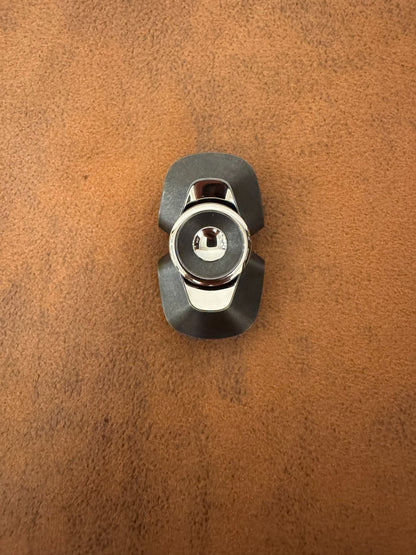 Lentic Titanium