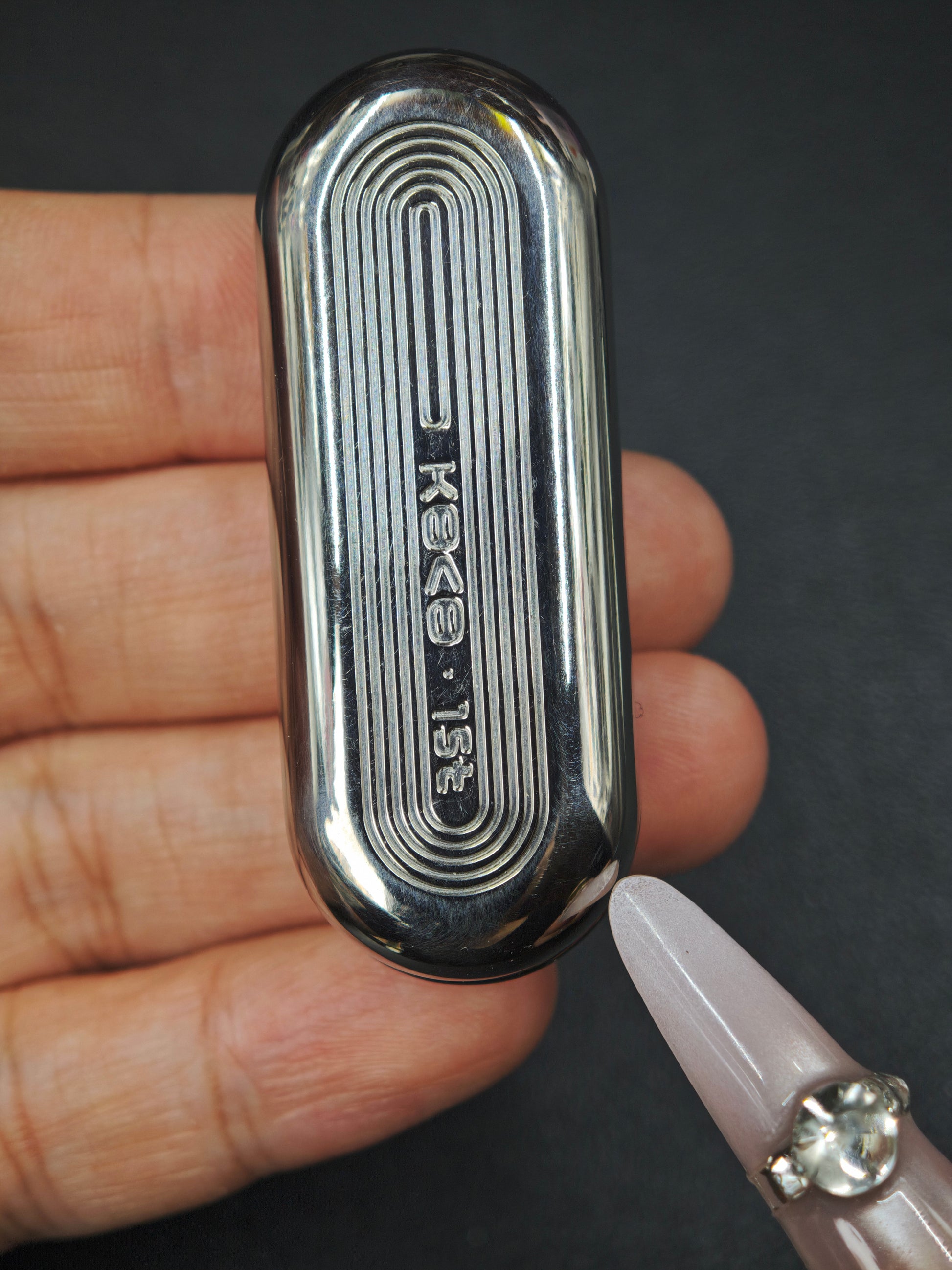 Floating Cloud Titanium