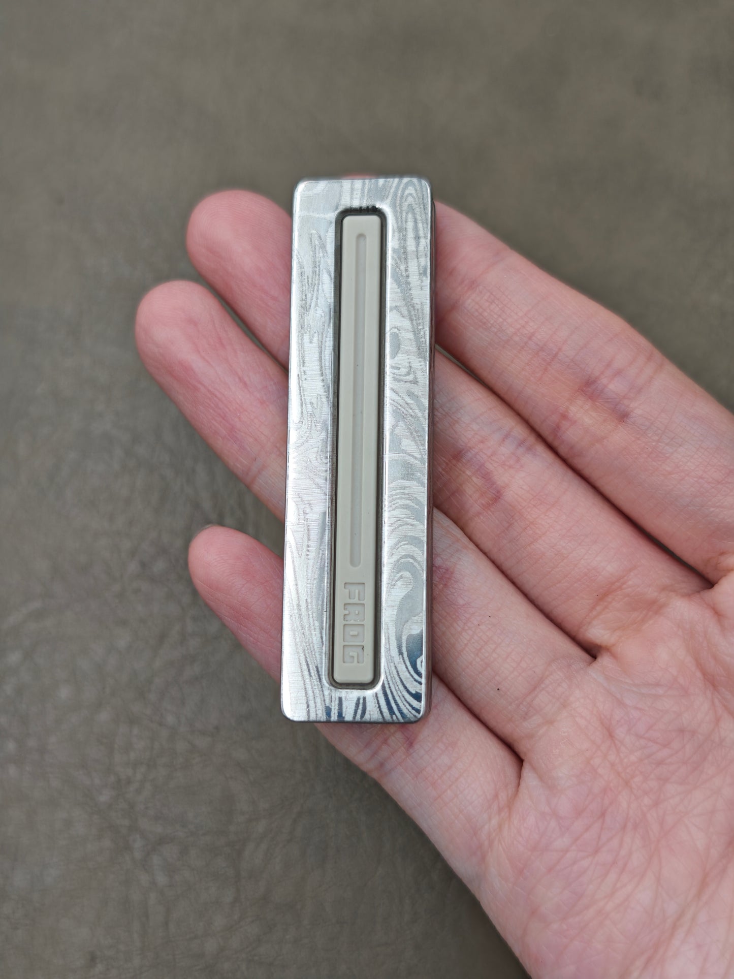 Frog Stainless Steel Color-Anodized