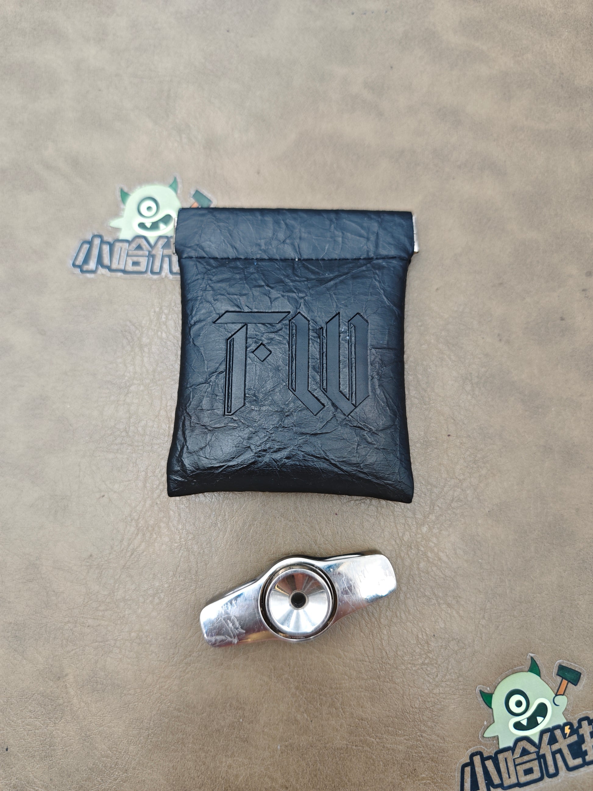 Oumuamua Premium & Buckle Titanium