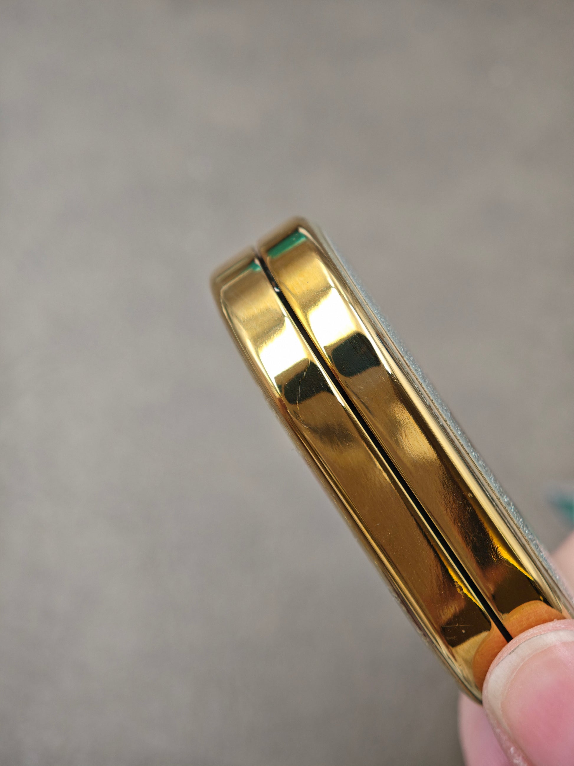 Groove Zirconium
