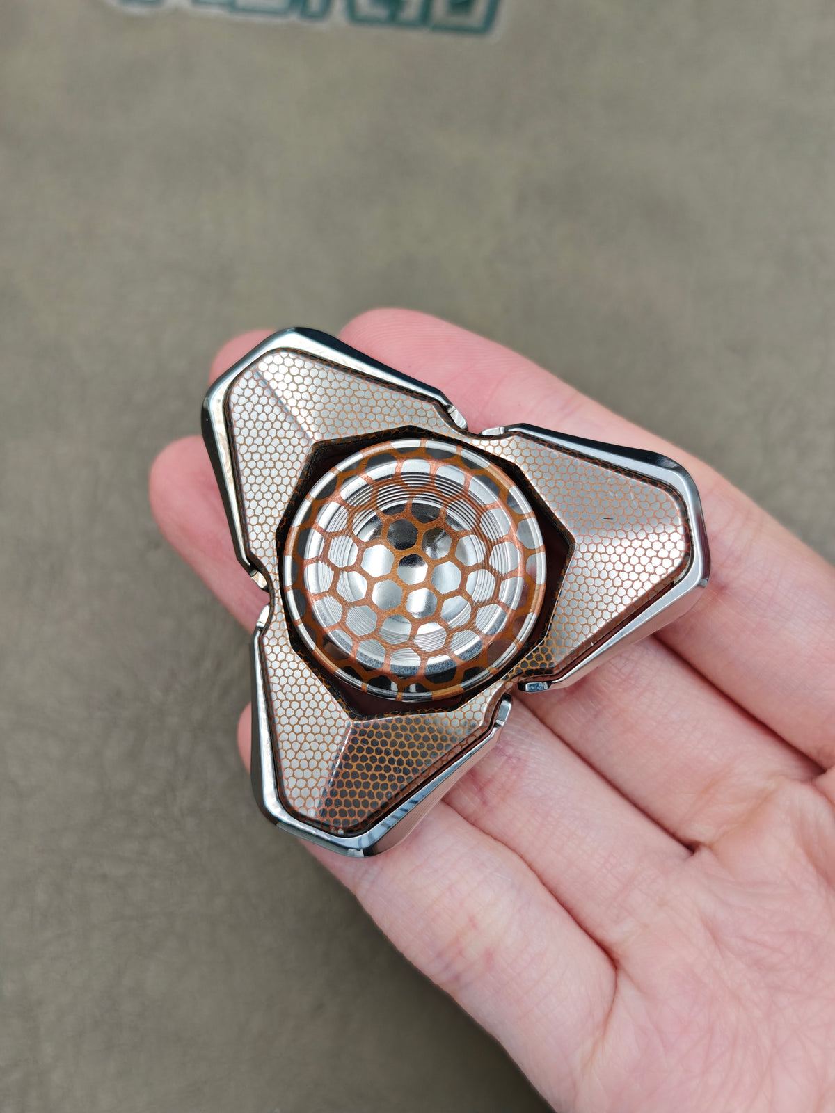 Garlic Superconductor Brushed