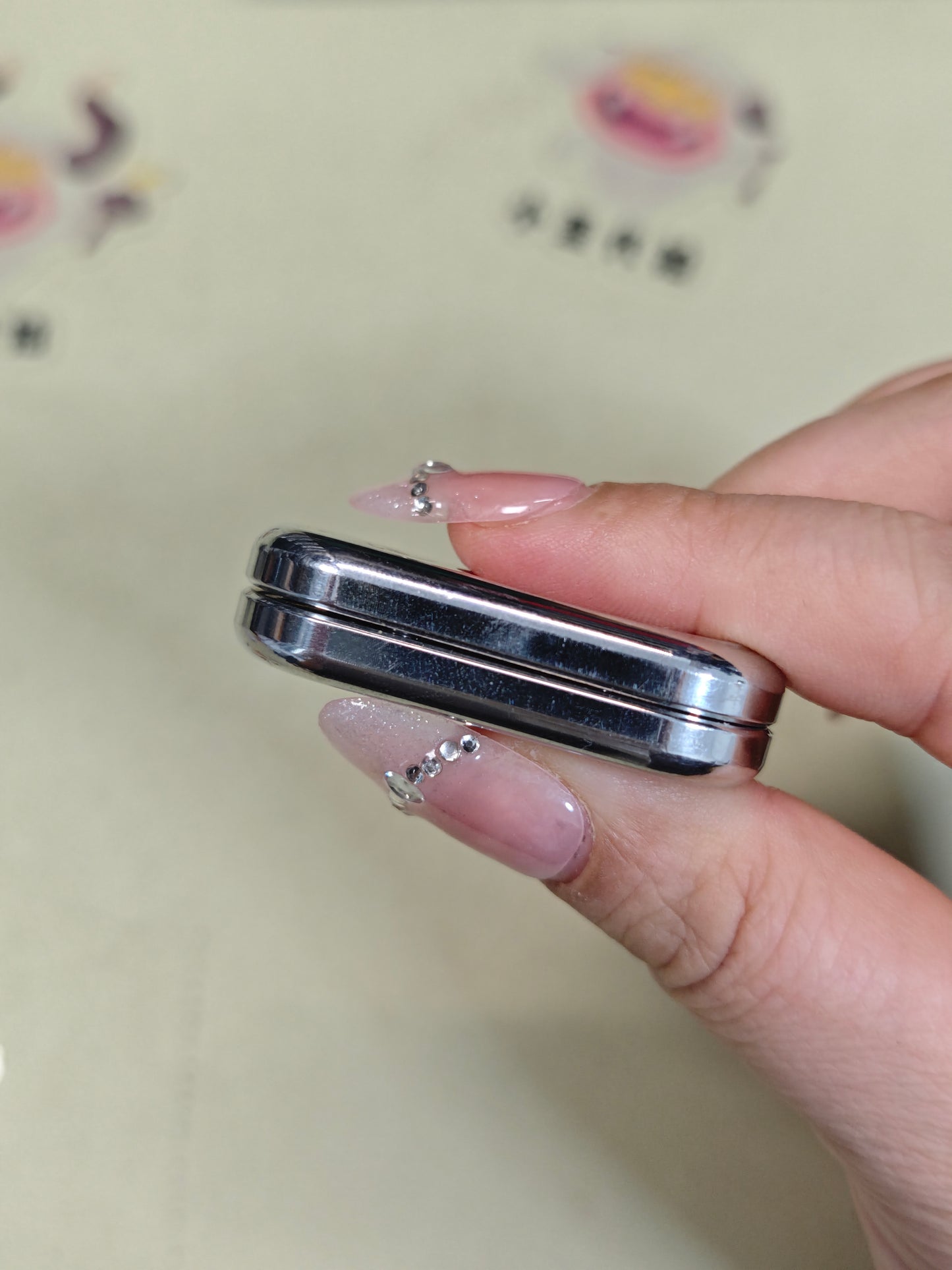 Top B Fingerprint Stainless Steel