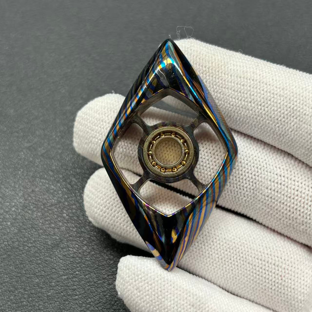 Myriad Cosmos Zircuti