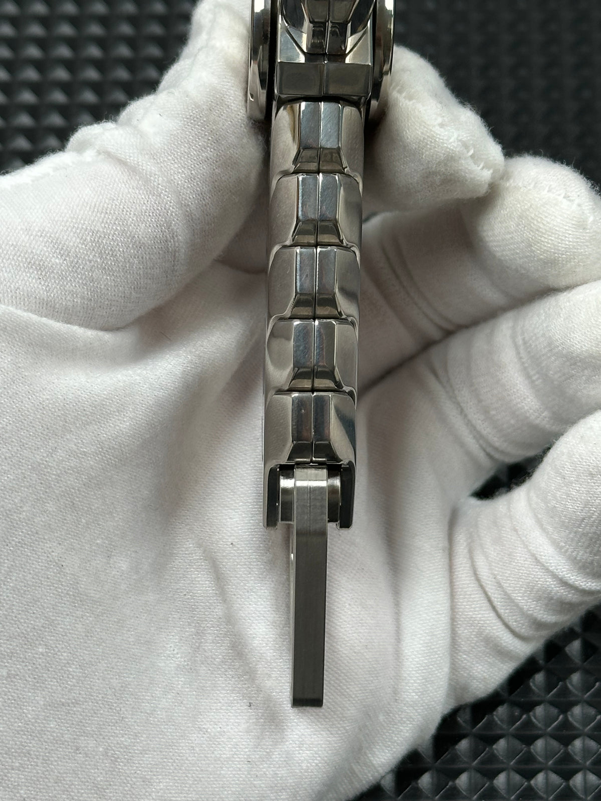 Rattlesnake Sword Titanium
