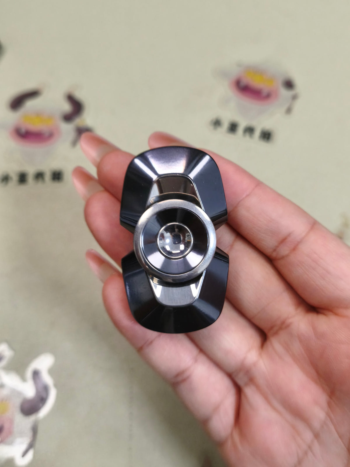 Lentic Zirconium Polished