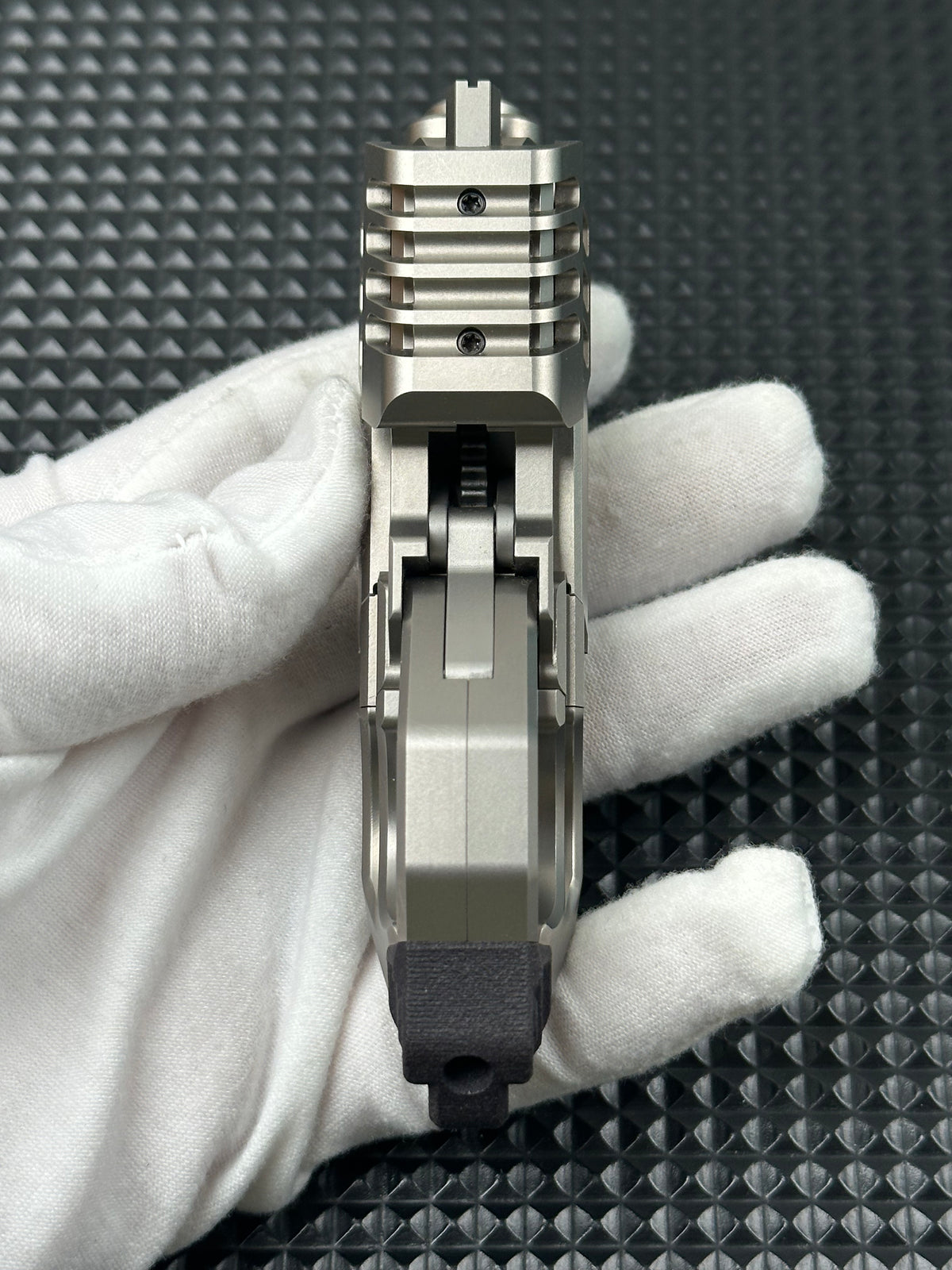 Punnk Titanium