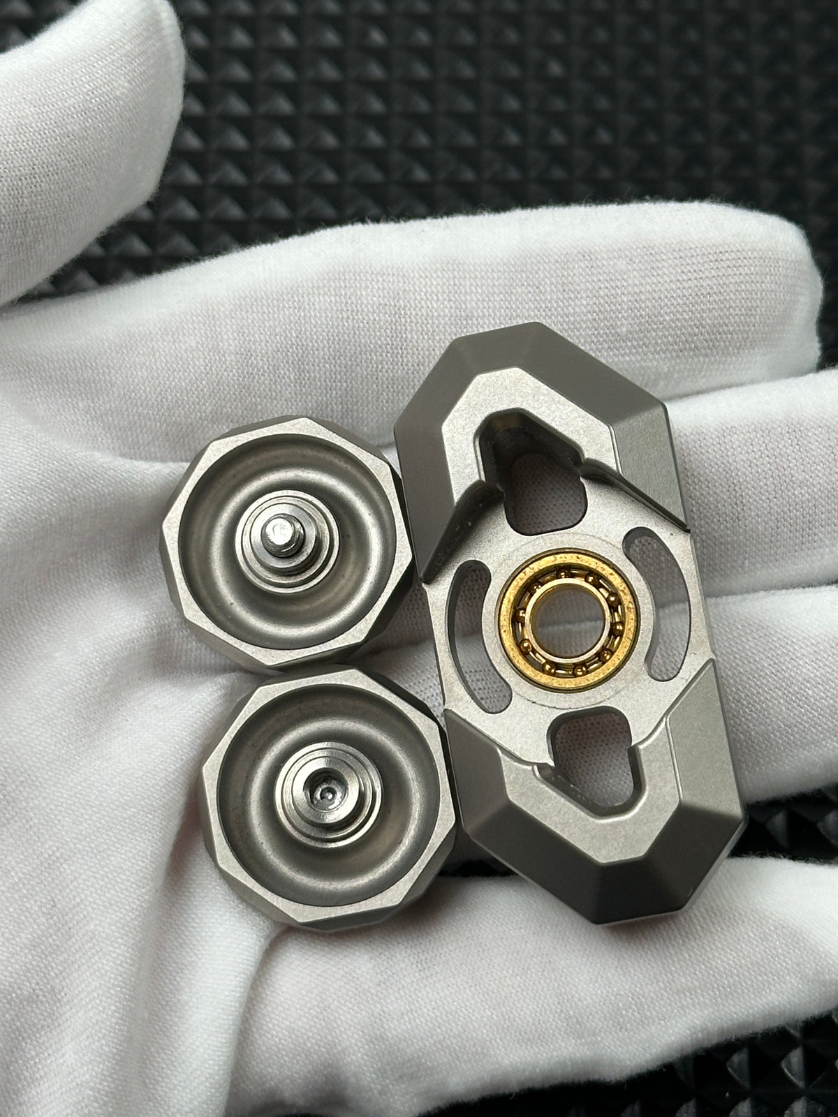 Crystal Twin Leaf Titanium