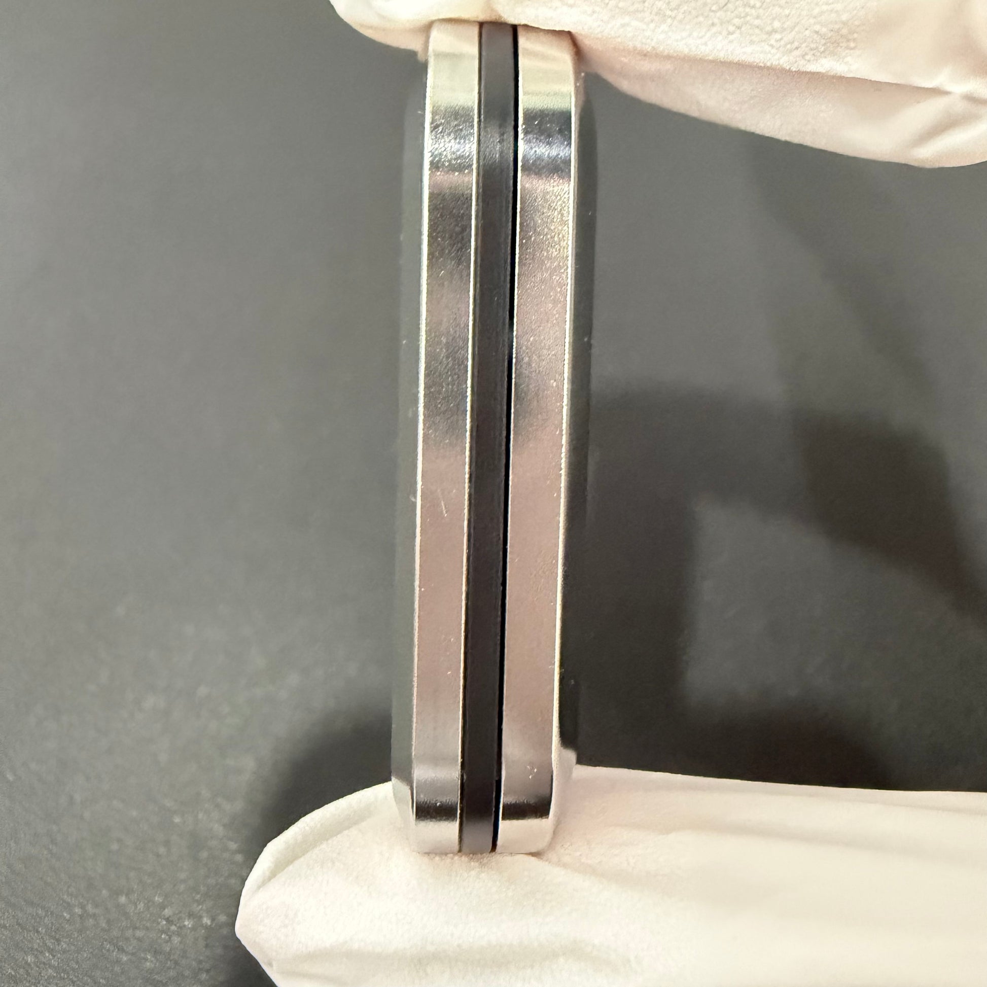 Coco Candy Titanium