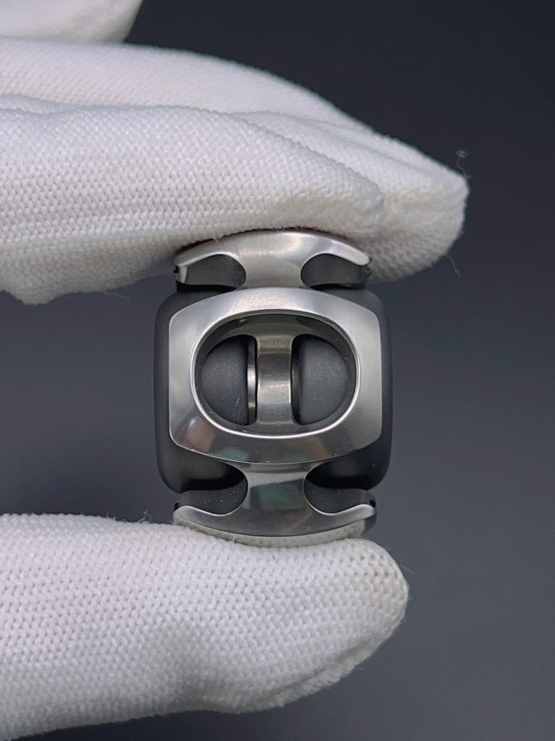 Noiz Air Nano Stainless Steel Zirconium