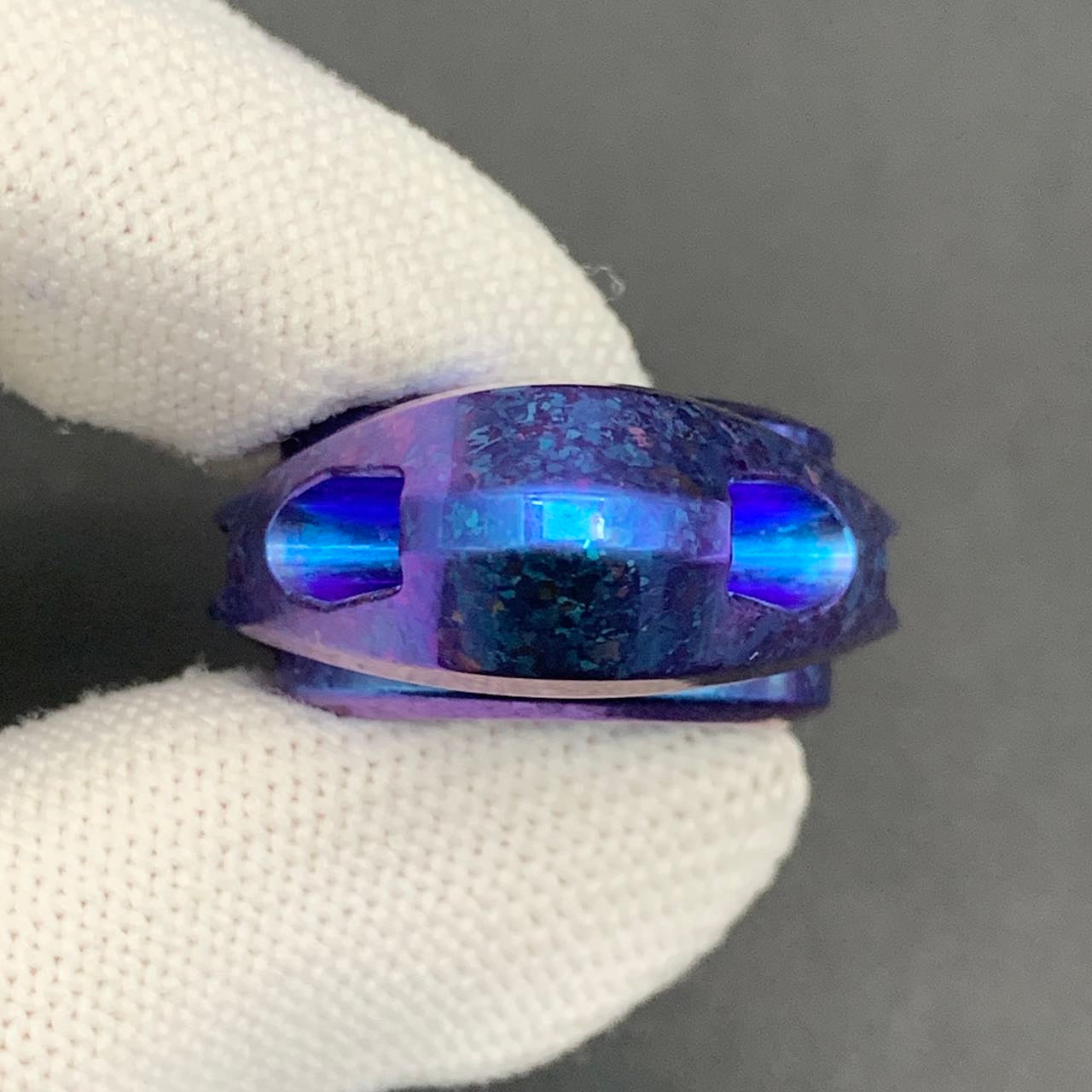 Pupil Crystallized Titanium