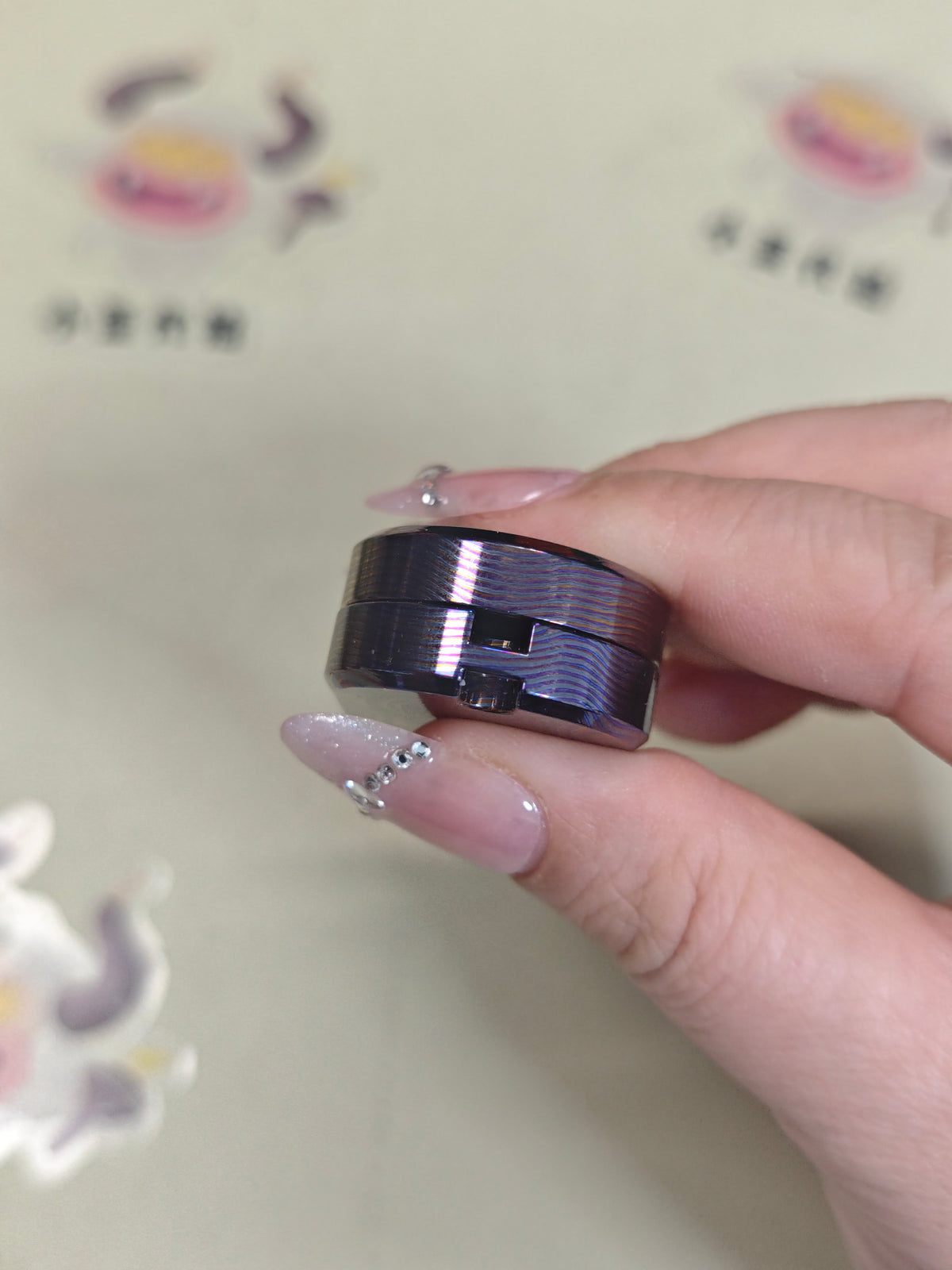 F2.9 Zirconium Zircuti