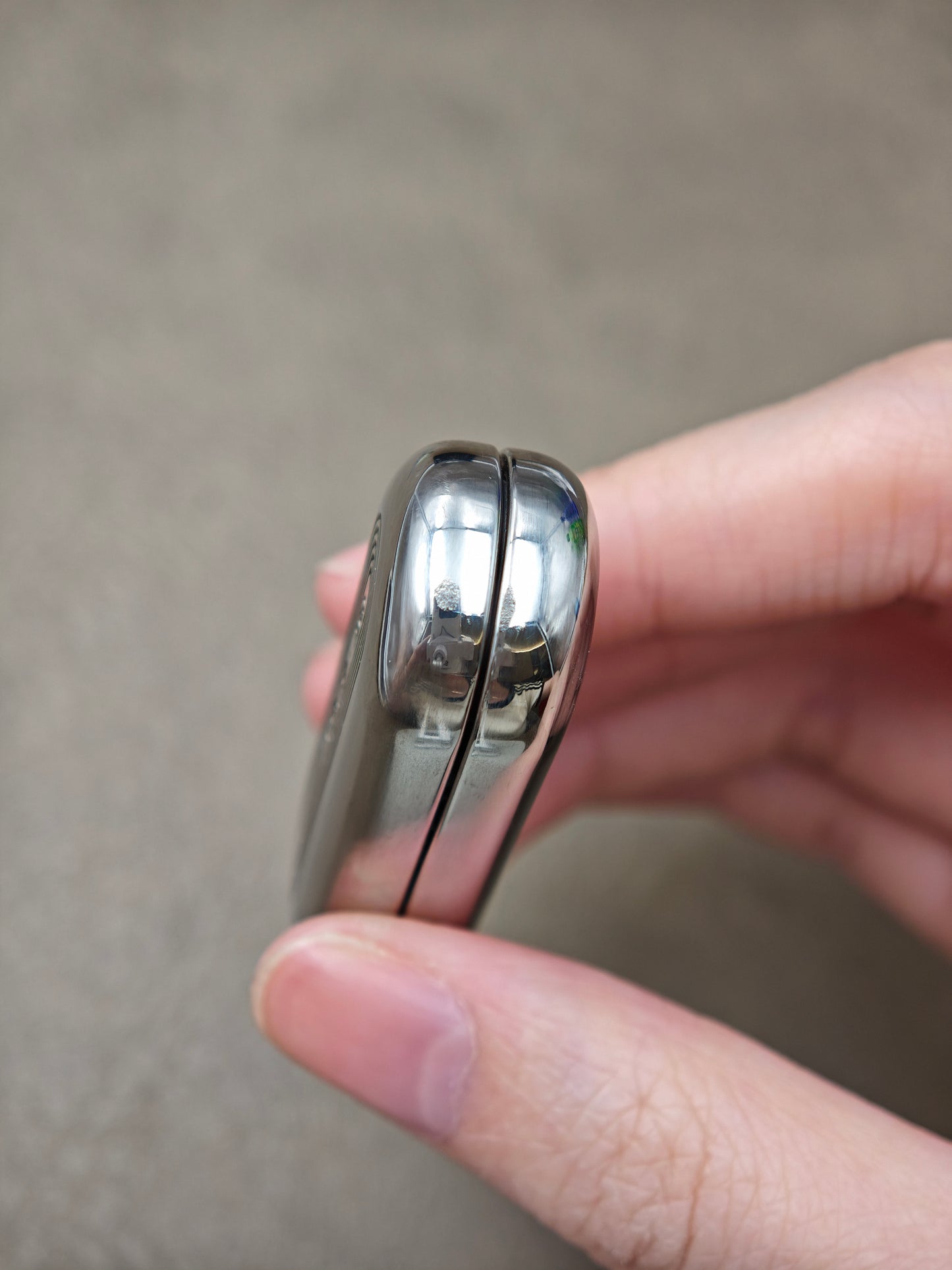 Floating Cloud Titanium Polished