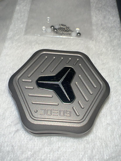 Gladiator Magnetic Titanium