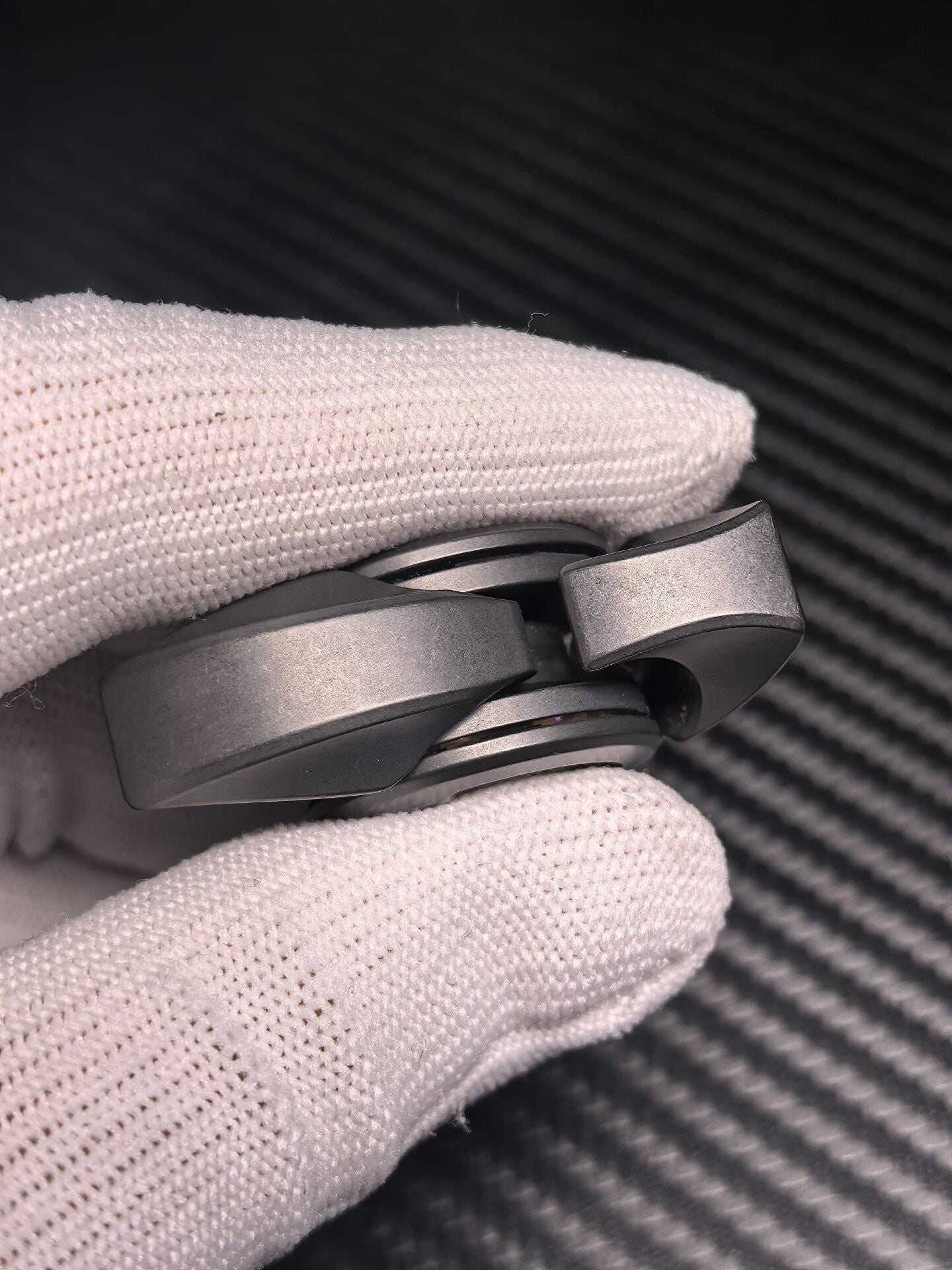 Ball Shark Zirconium