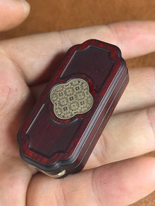 Ruyi Mechanical Slider Sandalwood