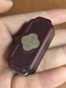 Ruyi Mechanical Slider Sandalwood