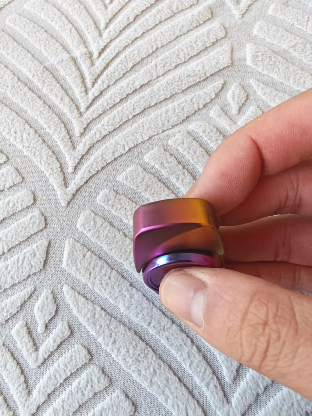 Premium Exquisite Cloud Zirconium Oil Slick