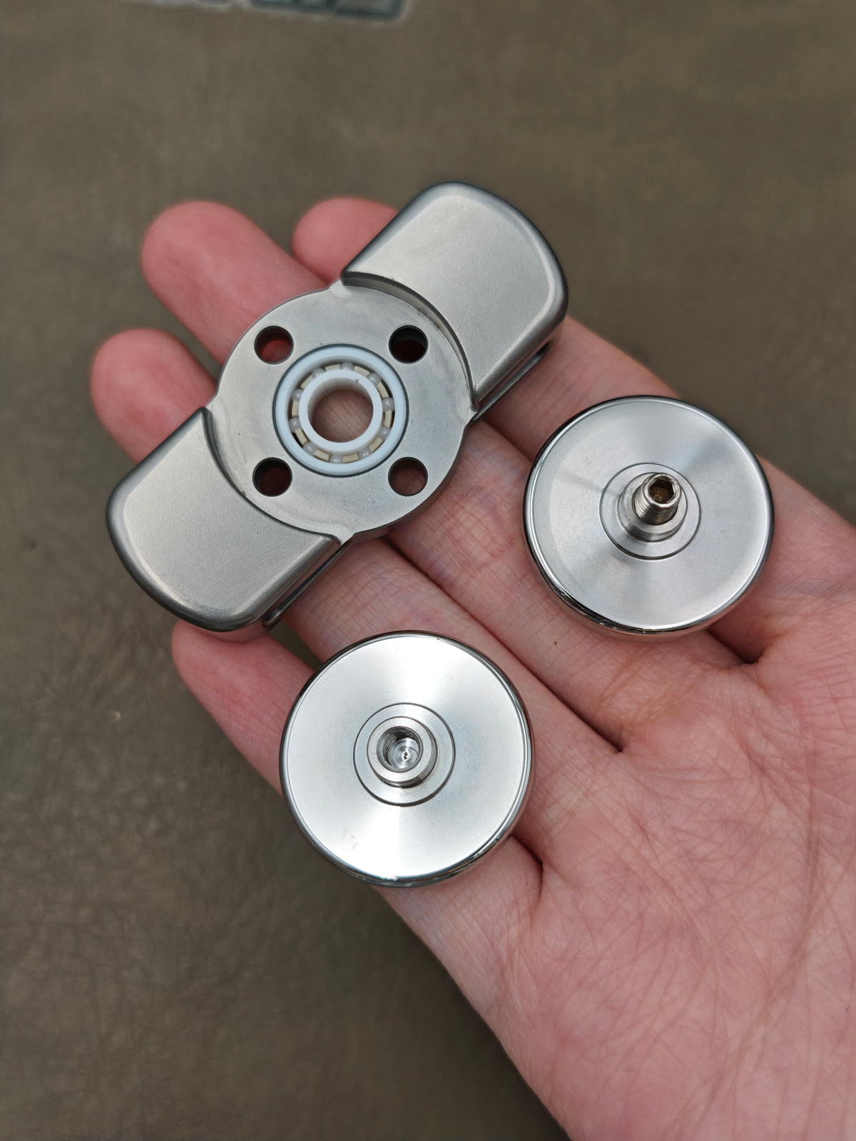 Floating Shadow Pro Stainless Steel Stonewashed